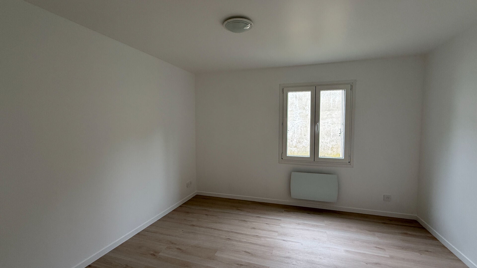 Maison Rue de Paris à Noailles
