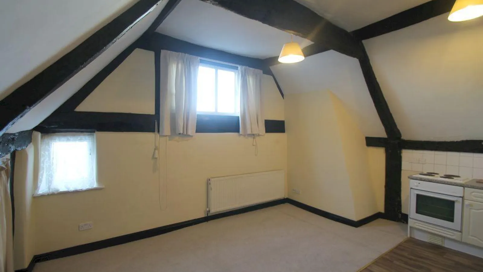 Flat Swilgate Road in Tewkesbury