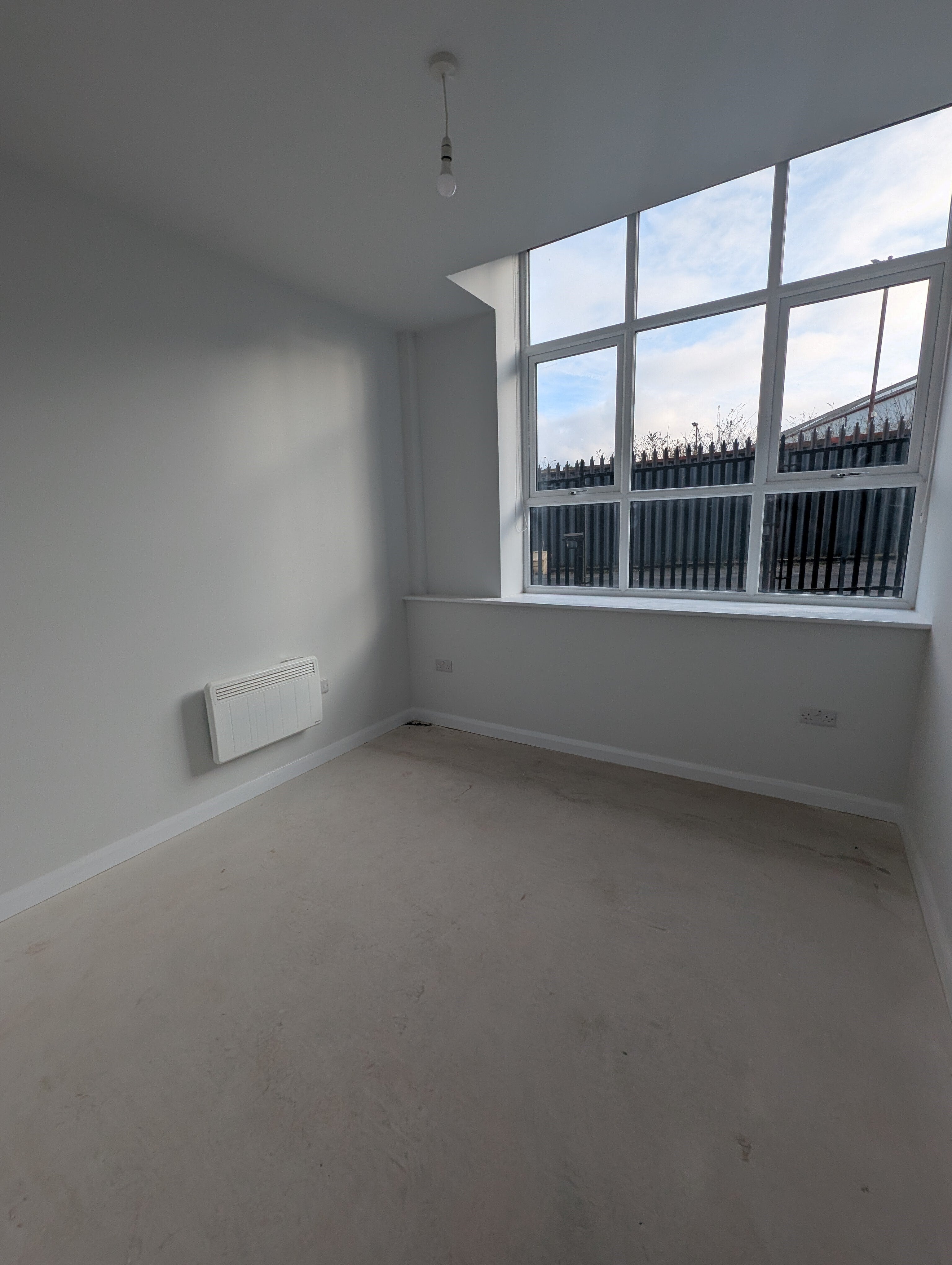 Flat Leyland Drive in Dudley