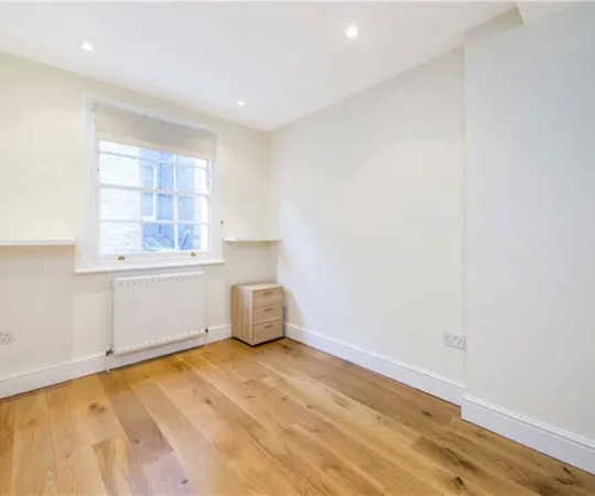 House Clarendon Street in City of Westminster