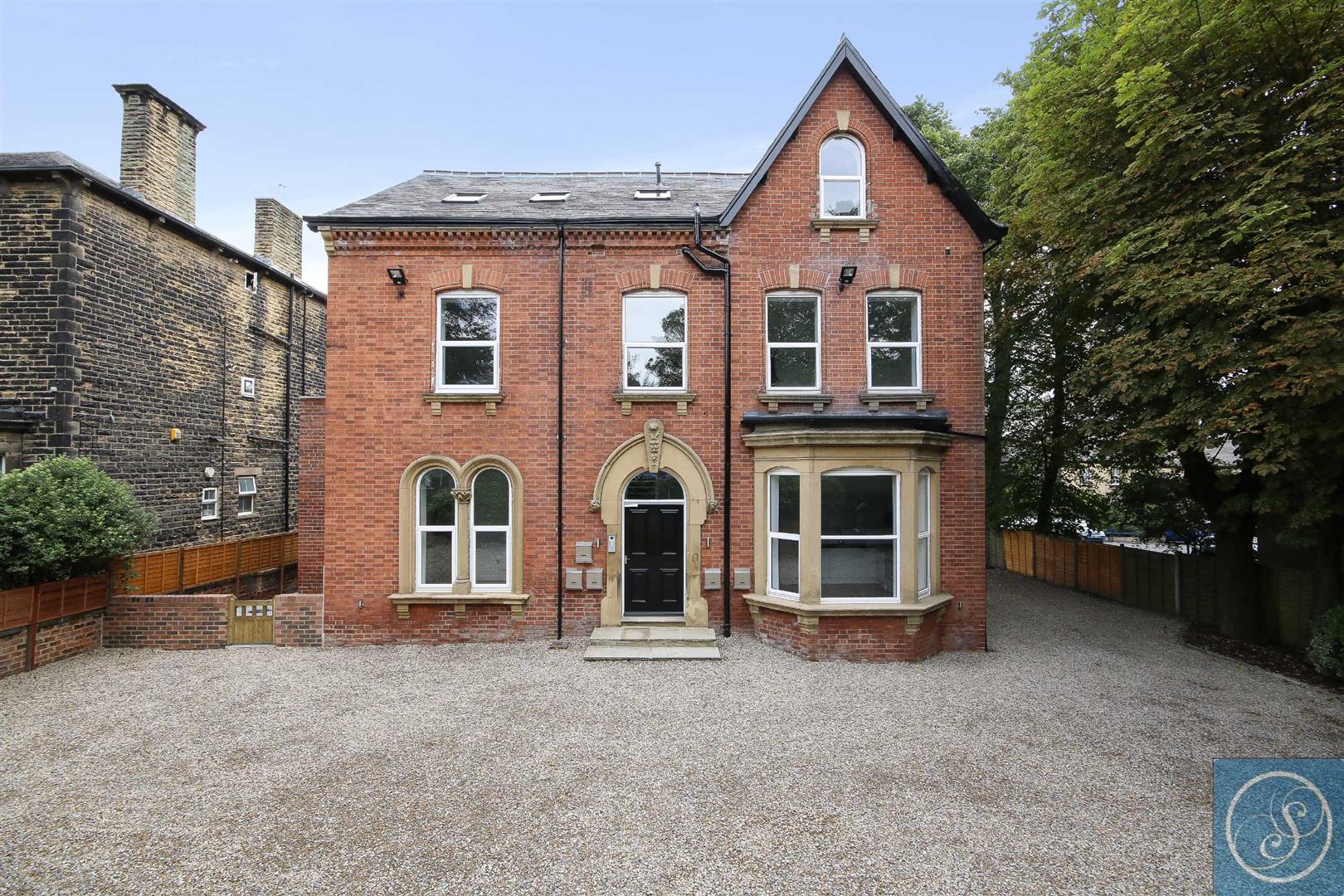 Flat Allerton Hill in Leeds