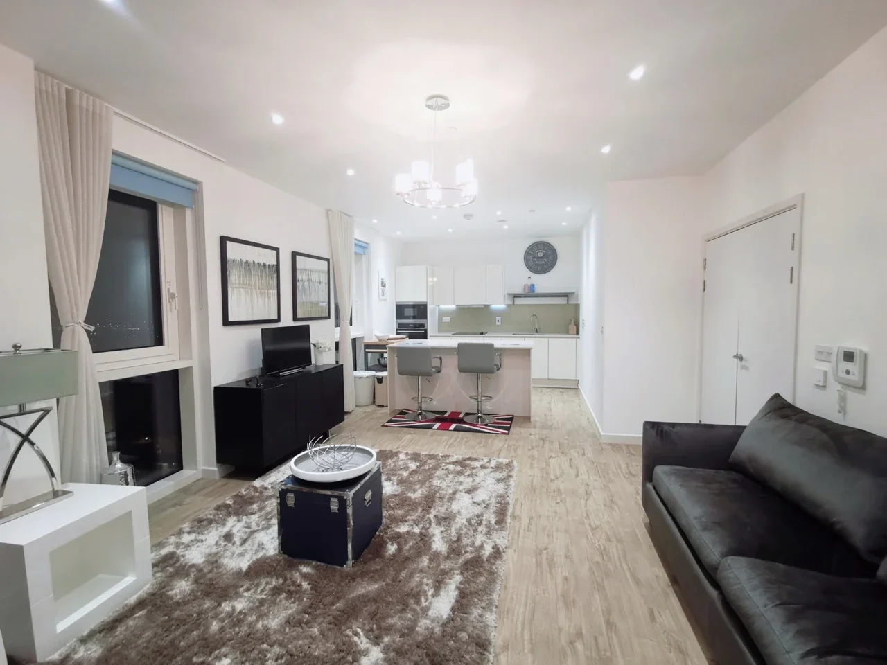 Flat Bailey Street in Greater London
