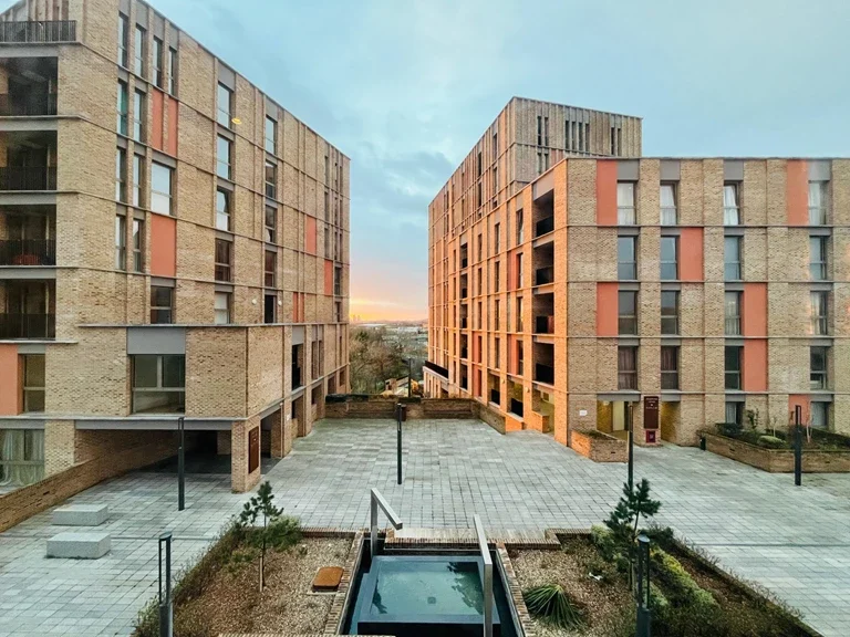 Flat Camden Road in London