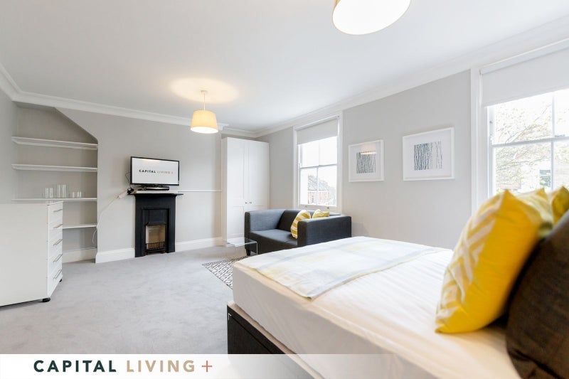 Room Clapham Road Estate in Greater London