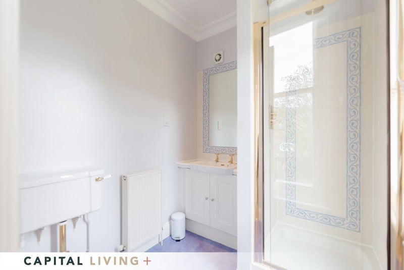 Room Clapham Road Estate in Greater London
