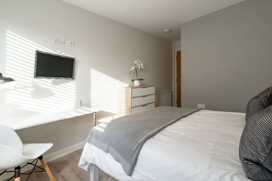 Flat Falconar Street in Newcastle upon Tyne