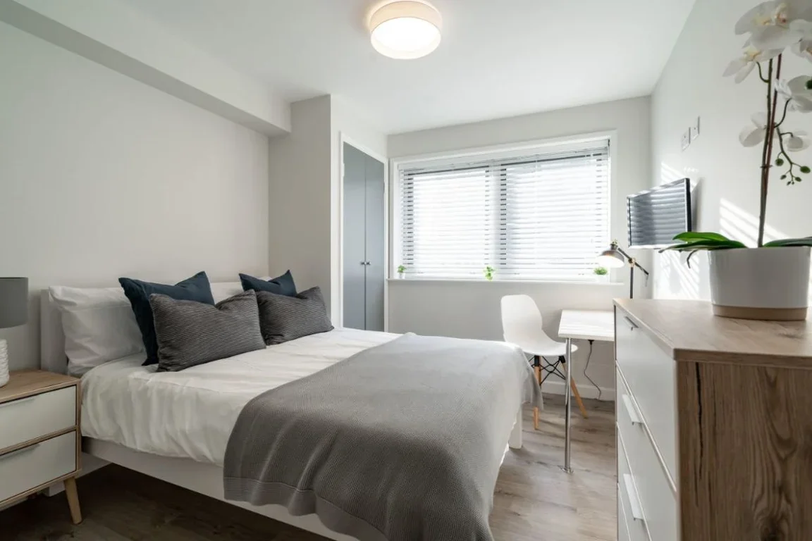 Flat Falconar Street in Newcastle upon Tyne