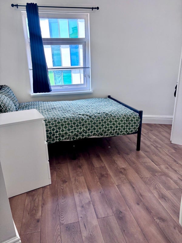 Room London Road in Sheffield