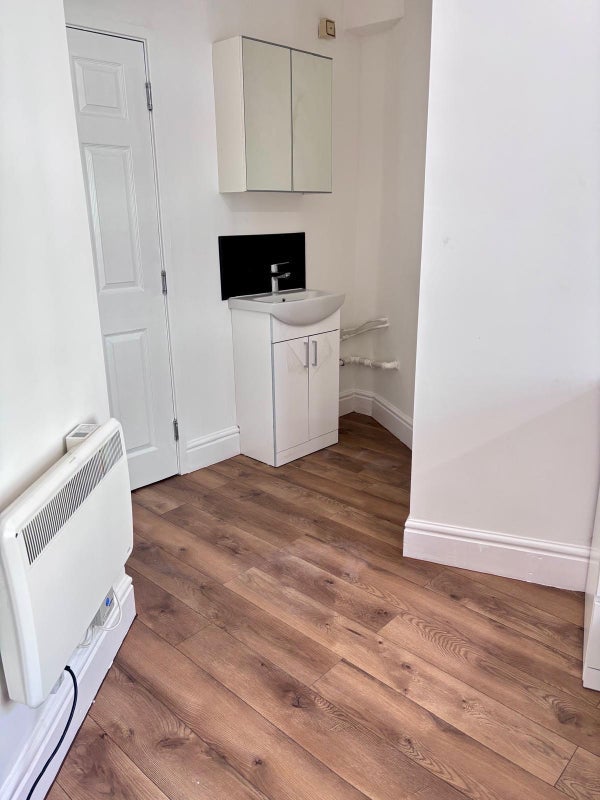 Room London Road in Sheffield