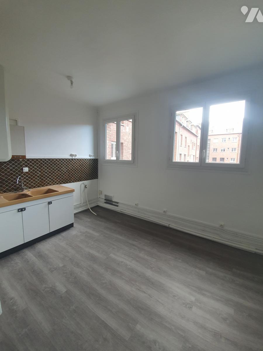 Chambre Rue Léon Blum à Amiens