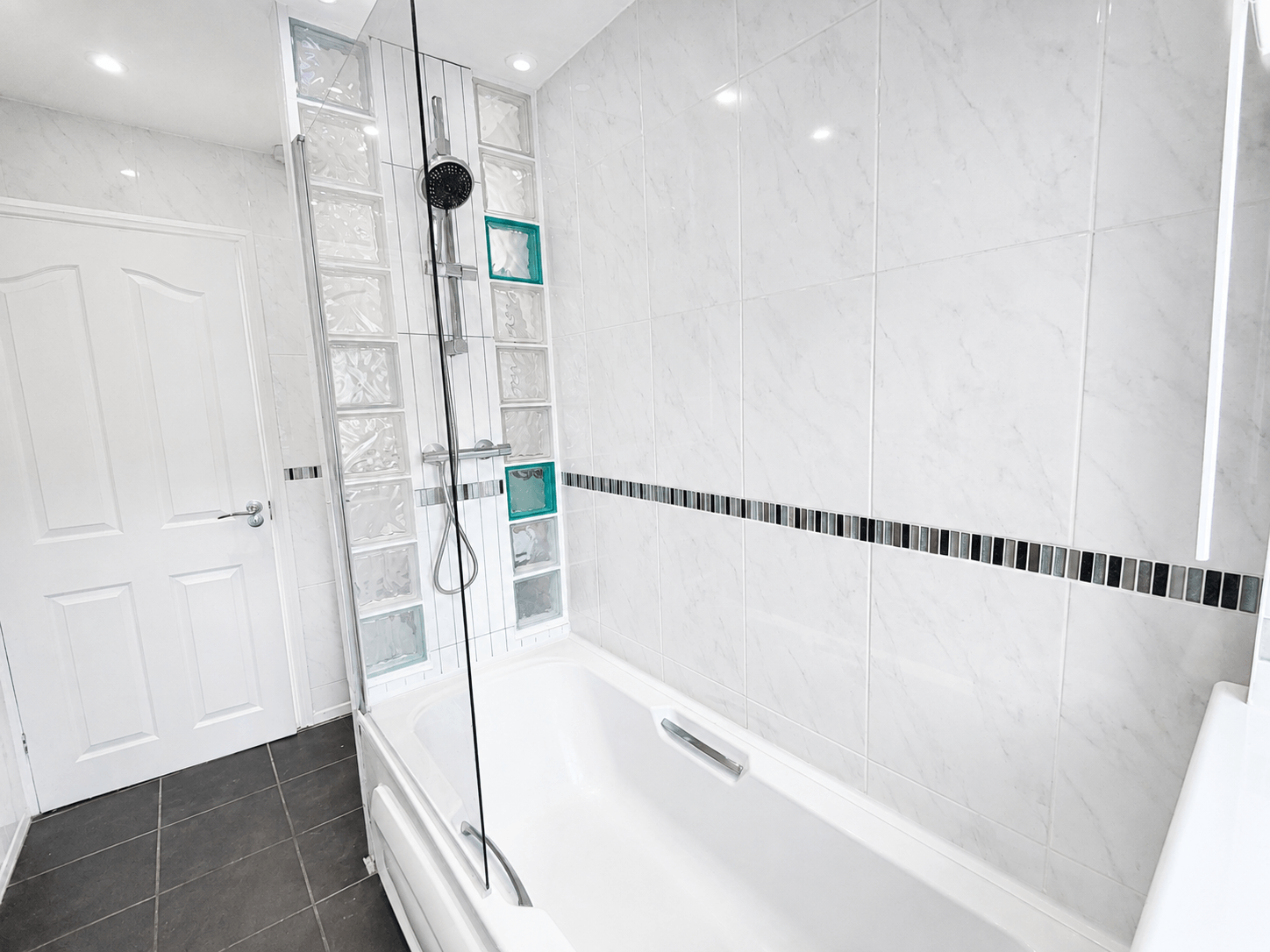 Flat Bramston Crescent in Coventry