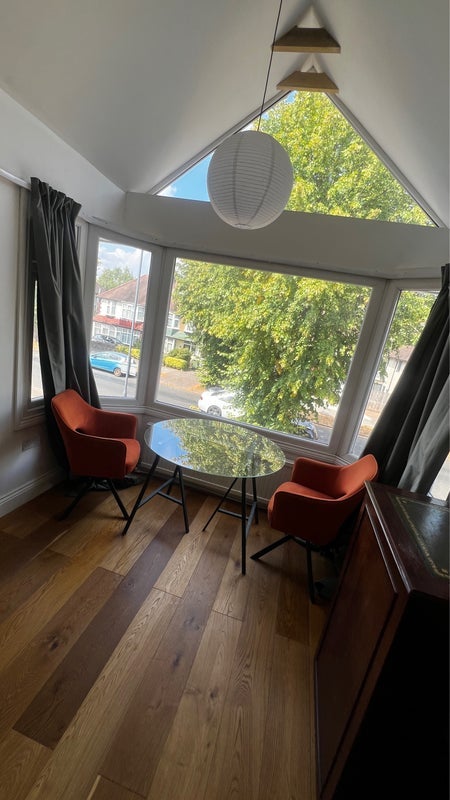 Flat Carlton Avenue East in Greater London
