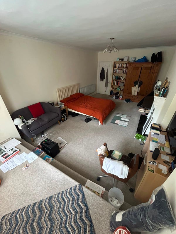 Room Elmdale Road in Bristol
