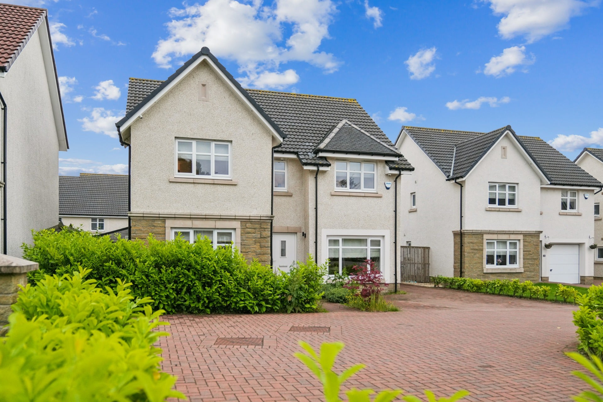 House Sollas Gardens in Newton Mearns