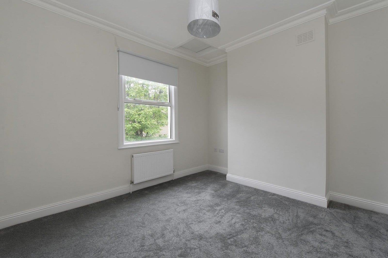 Flat Warlock Road in City of Westminster