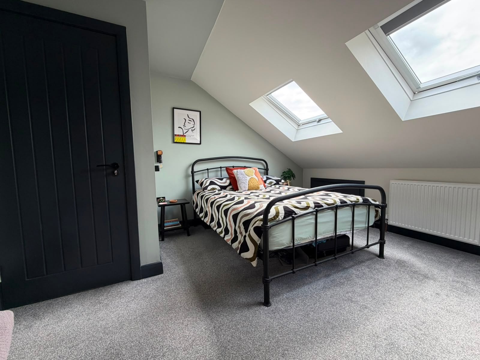 Room Higher Grange Road in Leeds