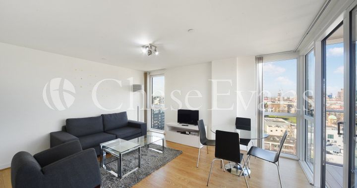 Flat Hay Currie Street in Greater London
