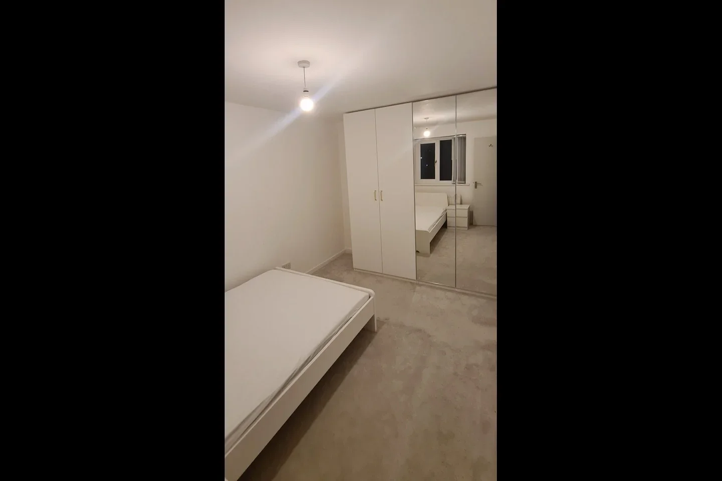 Room Penn Road in Milton Keynes