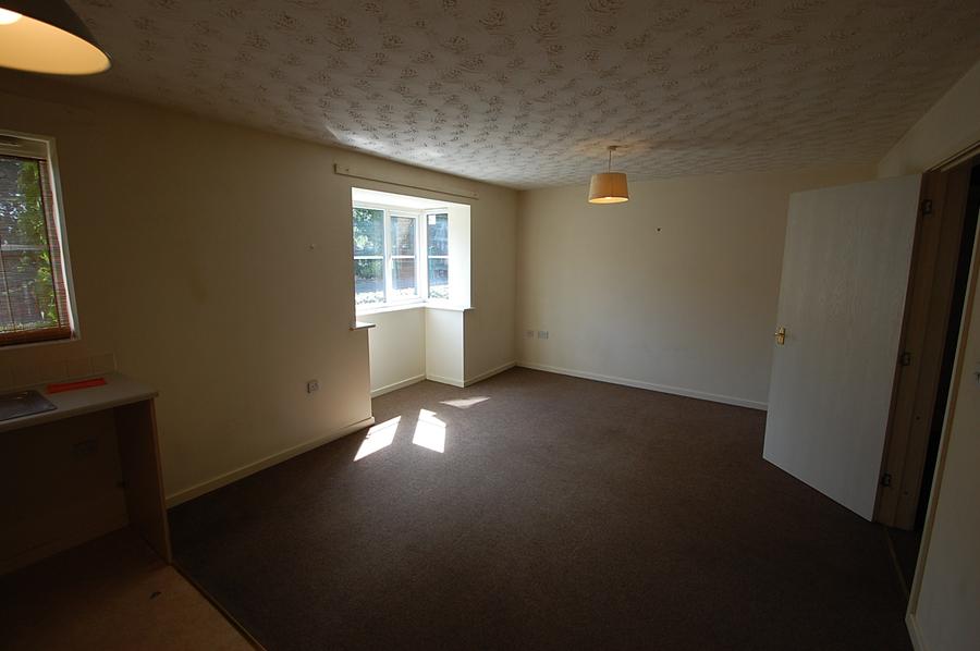 Flat Harper Avenue in East Staffordshire