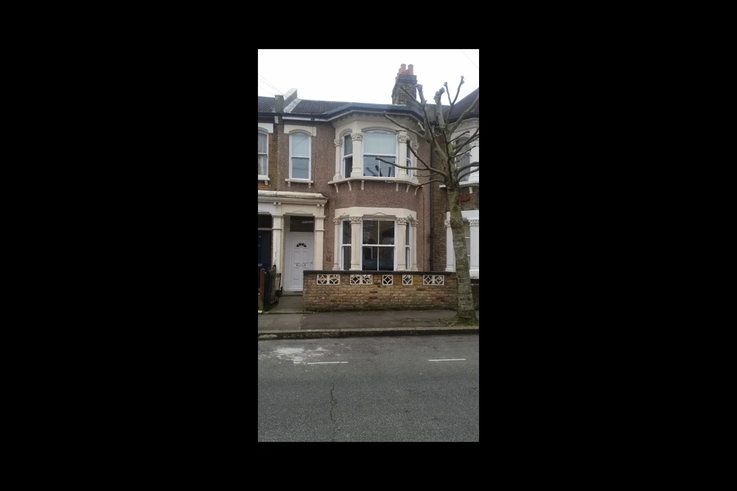 Flat Chetwode Road in Greater London