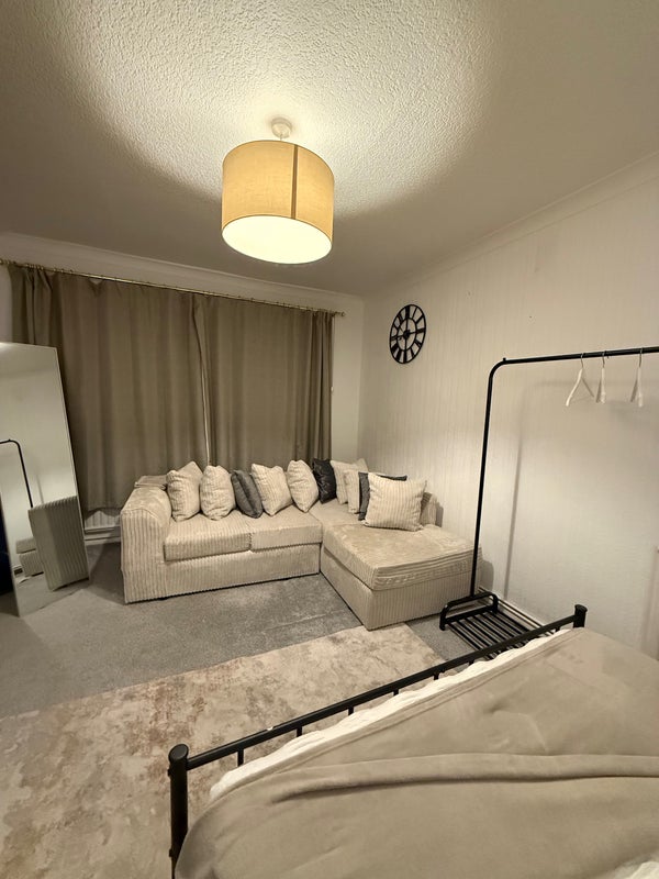 Room Milne Park East in Greater London