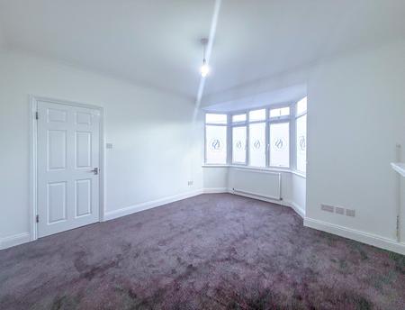 Flat St Albans Road in Watford