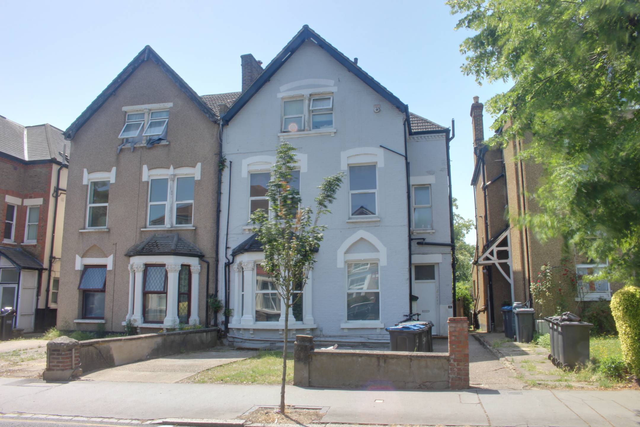 Flat Oliver Grove in Greater London