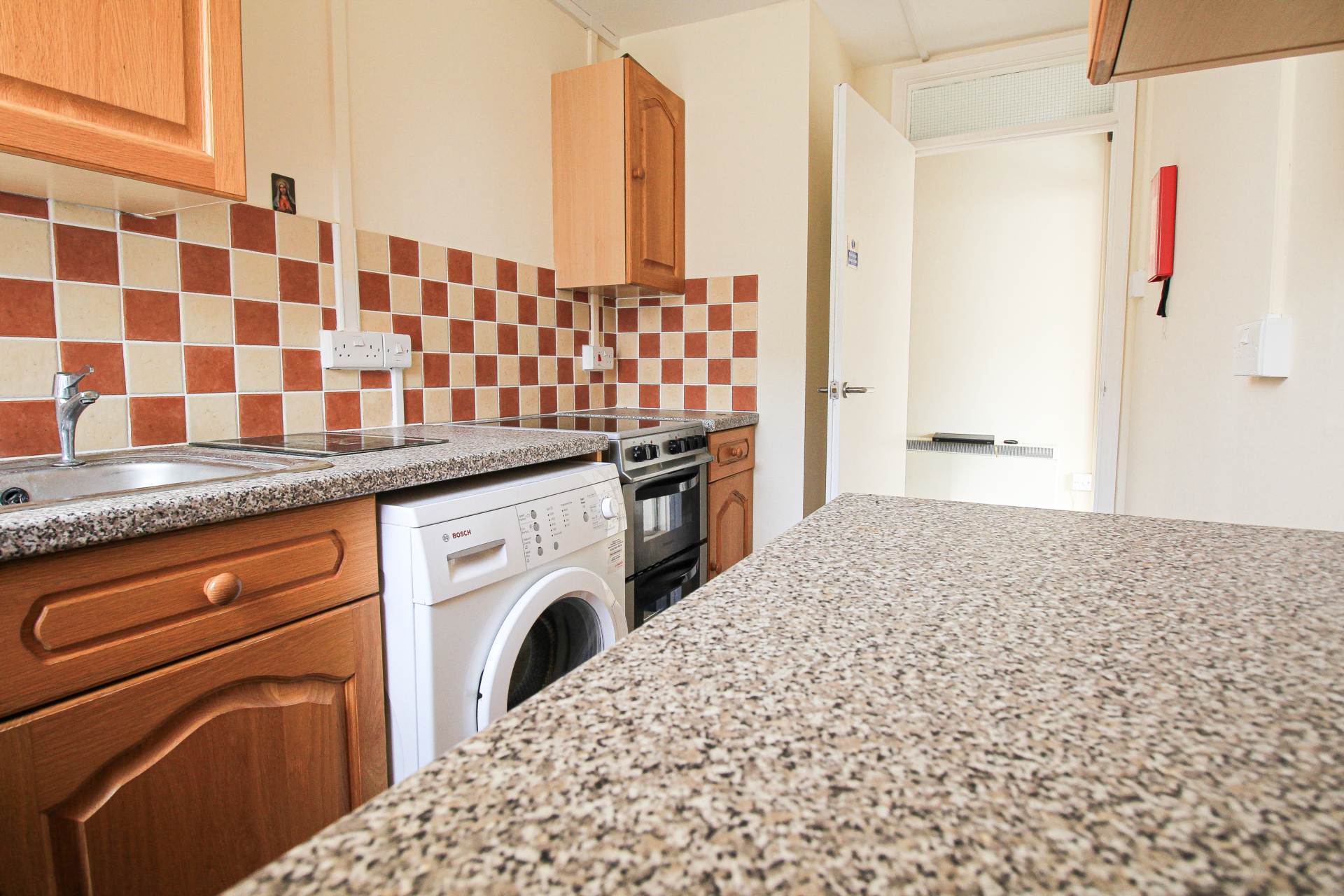 Flat Ellenborough Park South in Weston-super-Mare
