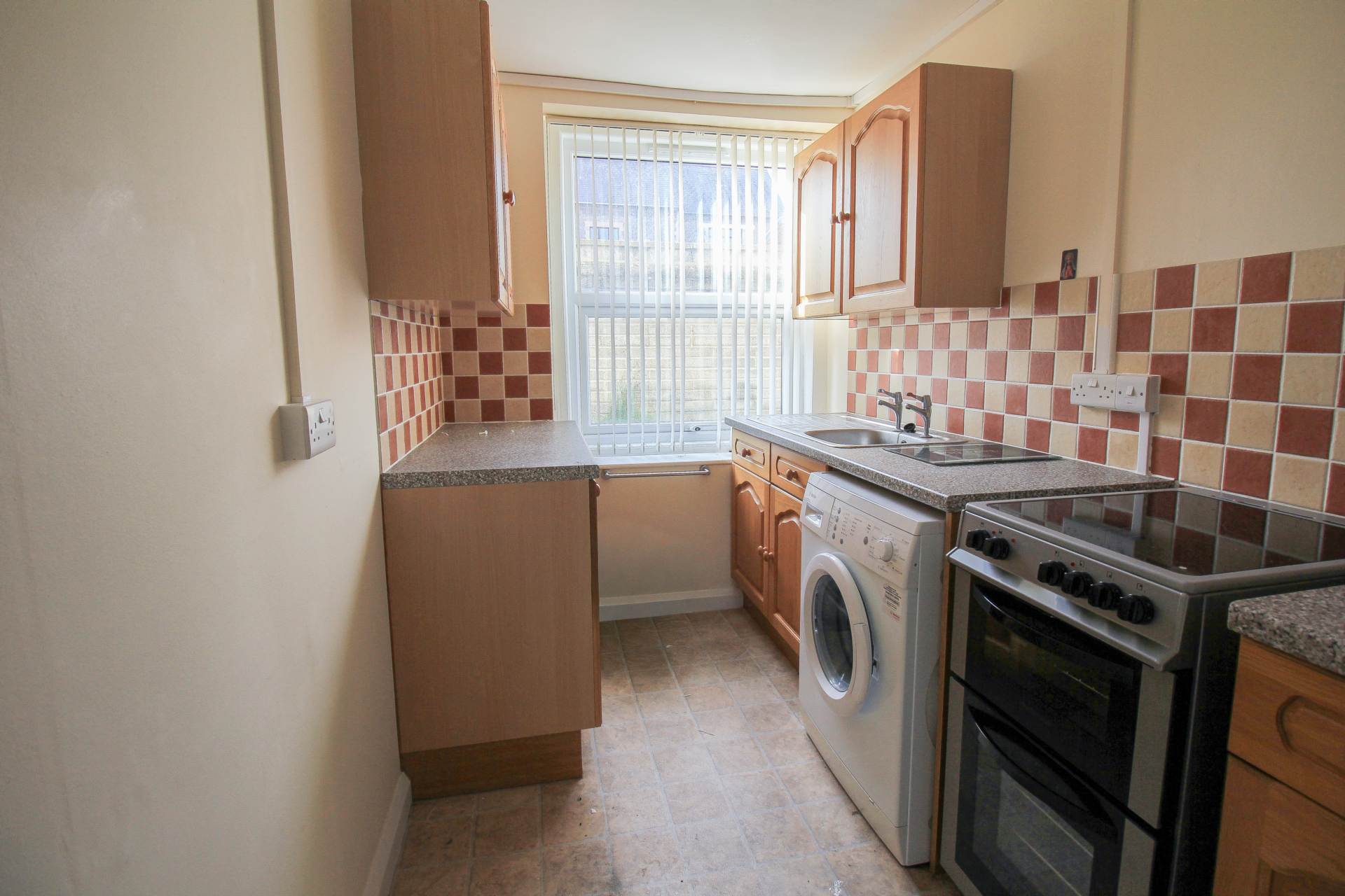 Flat Ellenborough Park South in Weston-super-Mare