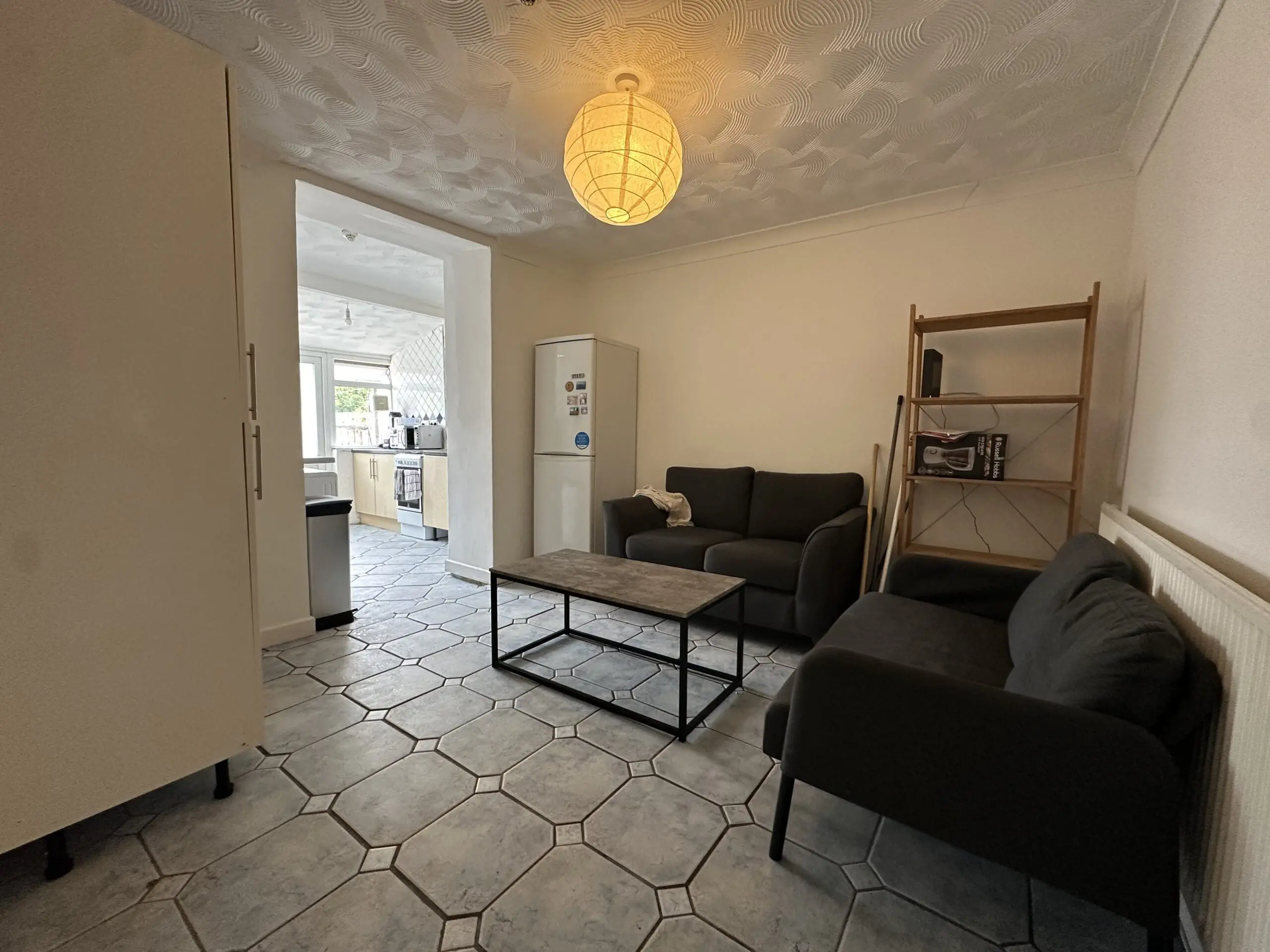 Room Park Street in Pontypridd