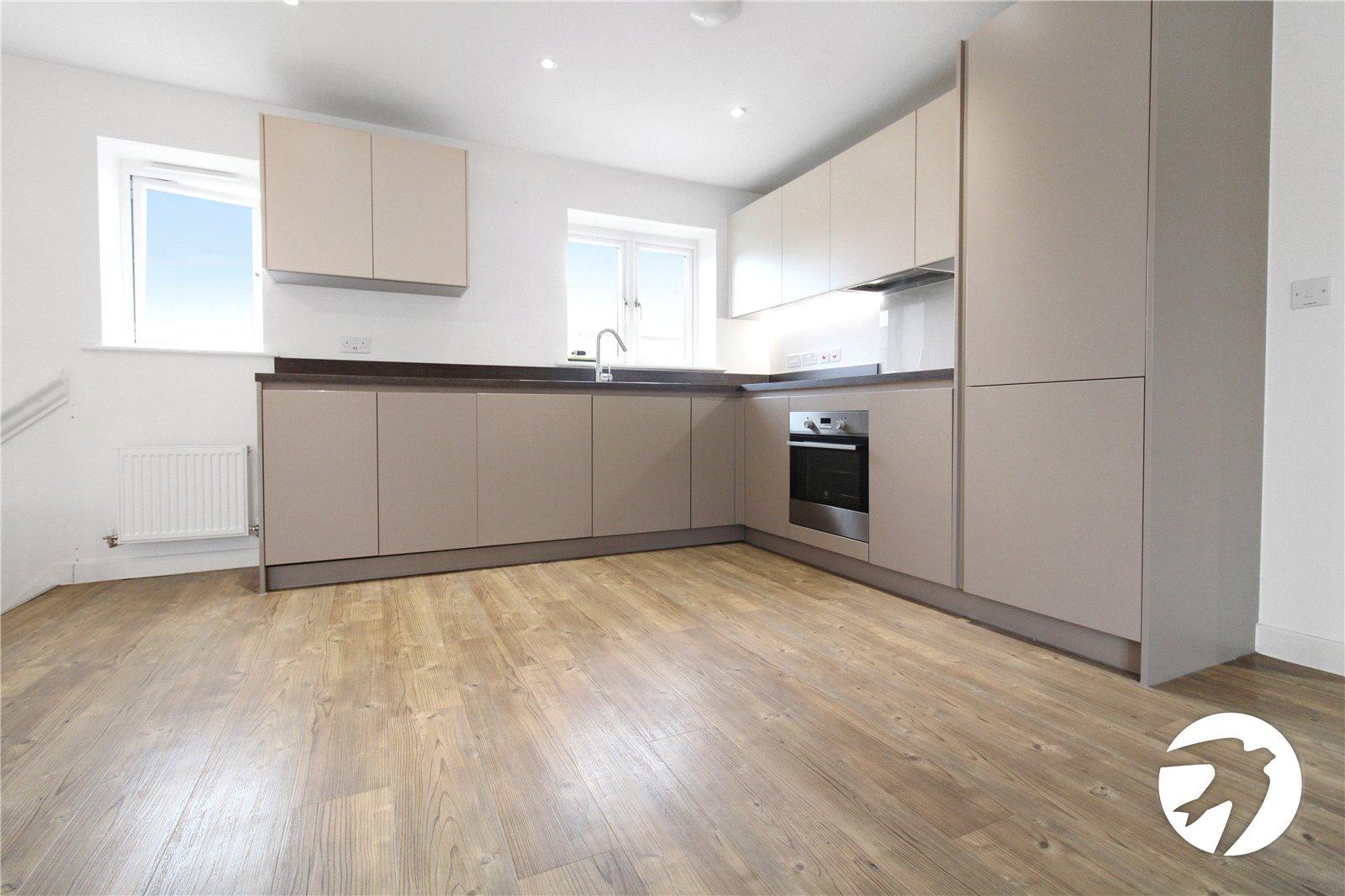 Flat Thackeray Drive in Gravesham