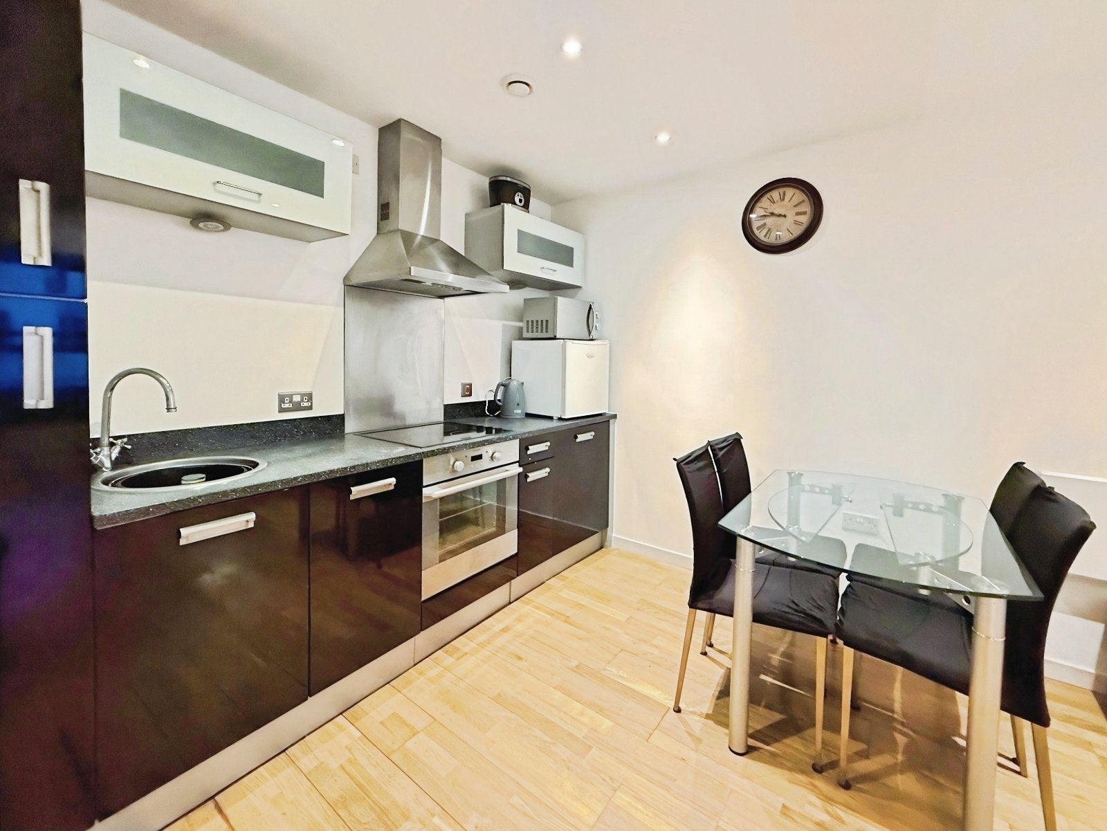 Flat Marsh Lane in Leeds