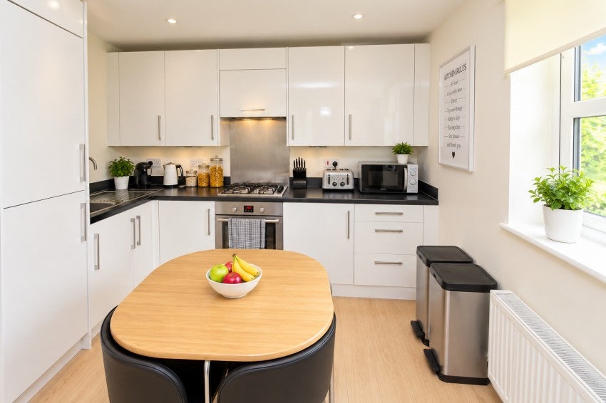 Flat Lidstone Court in Borough of Spelthorne