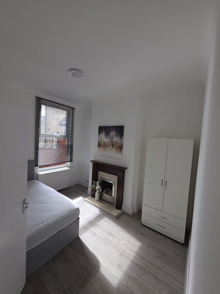 Room Elsenham Road in Greater London