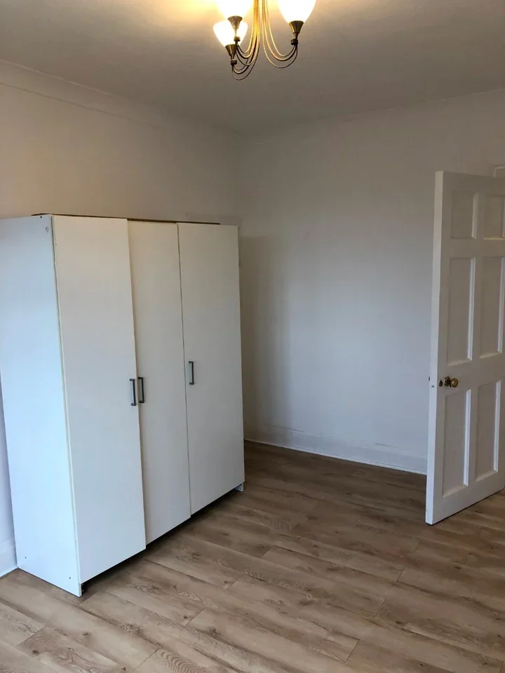 Flat Danescroft in Greater London