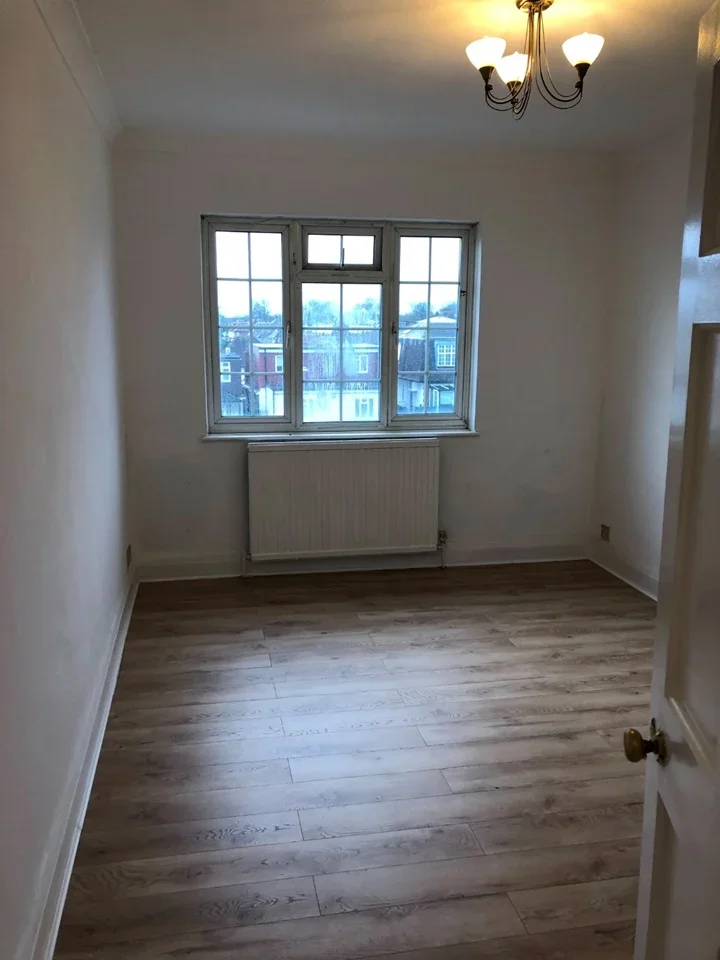 Flat Danescroft in Greater London