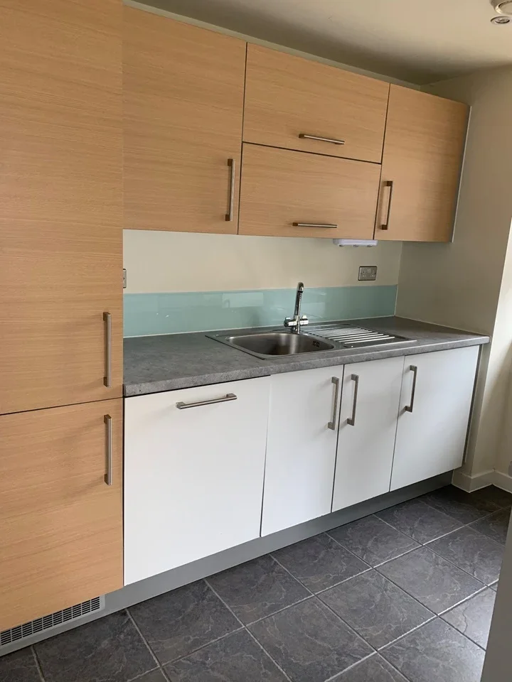 Flat Matching Court in Greater London
