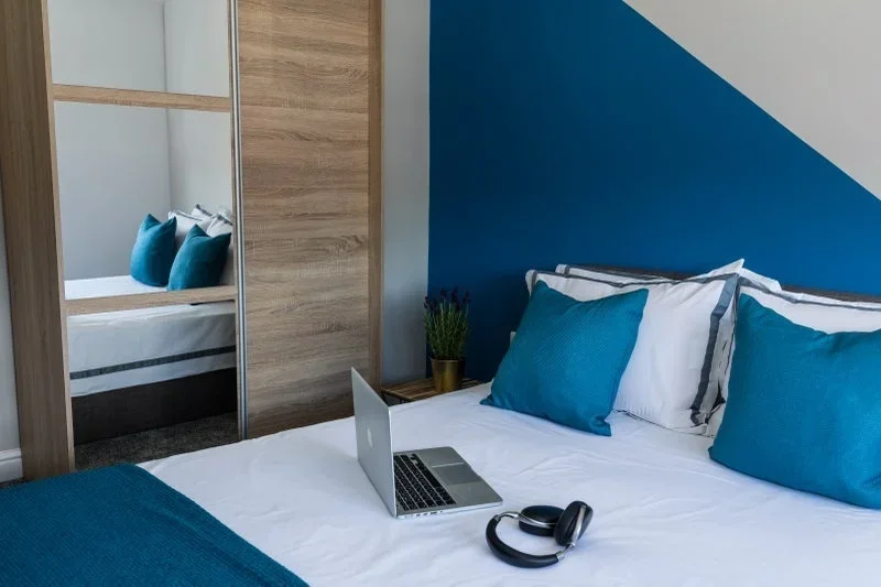 Room George Street in Cherwell District