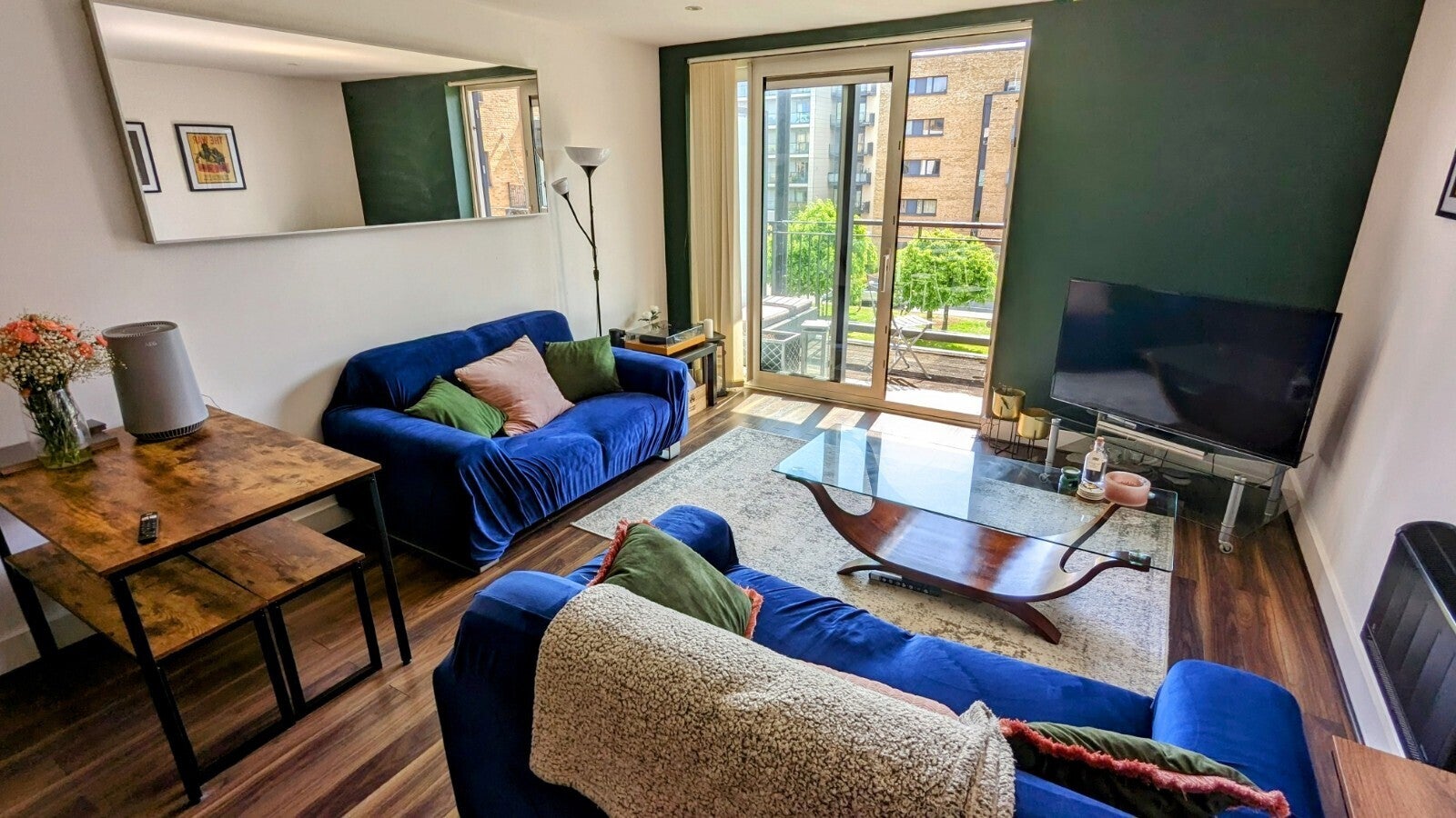 Flat Butetown Link in Cardiff
