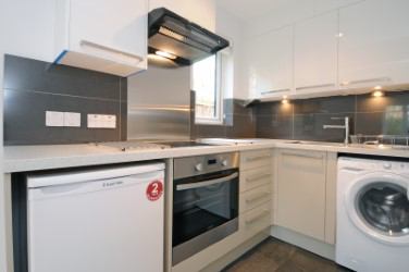 Flat Rousham Lane in Greater London