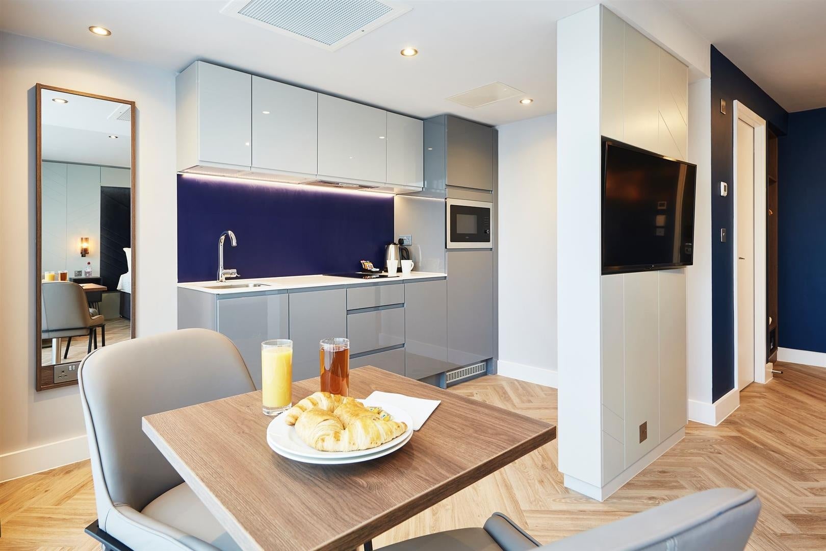 Room Hanover Square in Newcastle upon Tyne