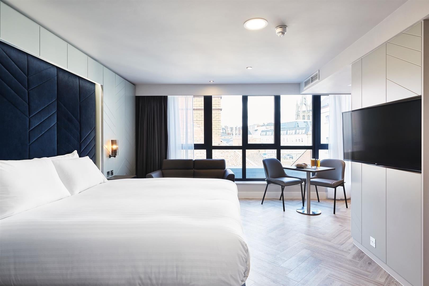 Room Hanover Square in Newcastle upon Tyne