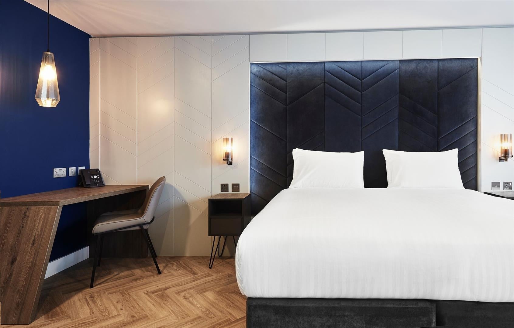 Room Hanover Square in Newcastle upon Tyne