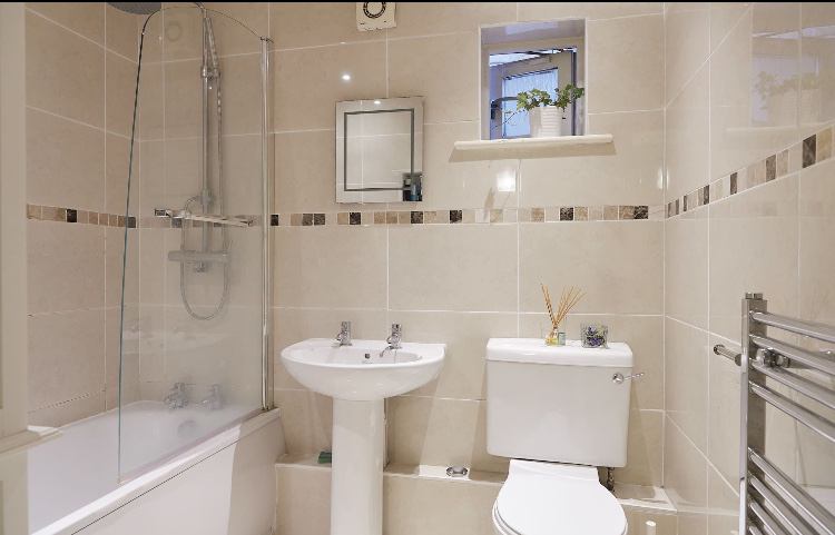 Room Donato Drive in Greater London