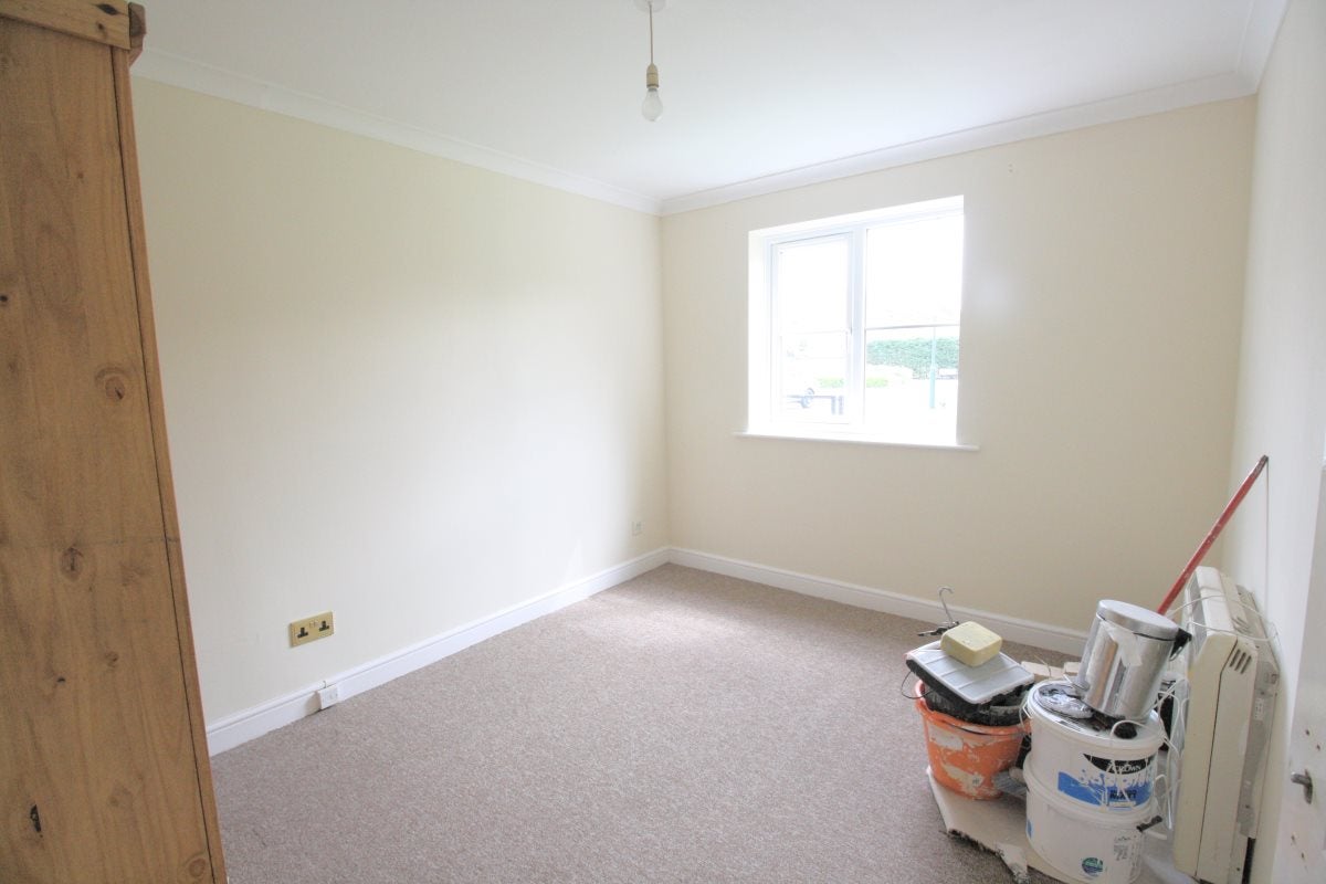 Flat Carshalton Road in Reigate and Banstead