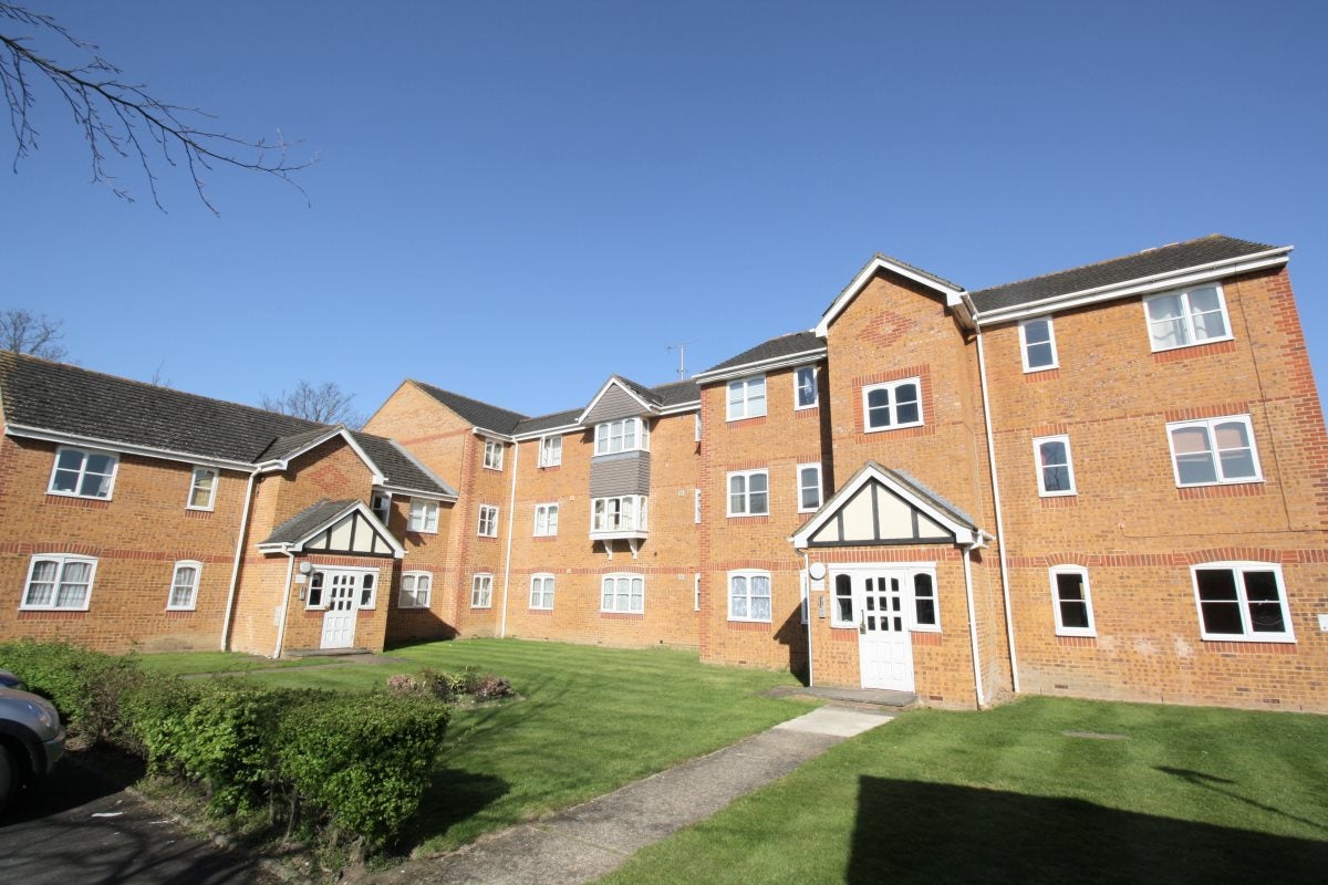 Flat Carshalton Road in Reigate and Banstead