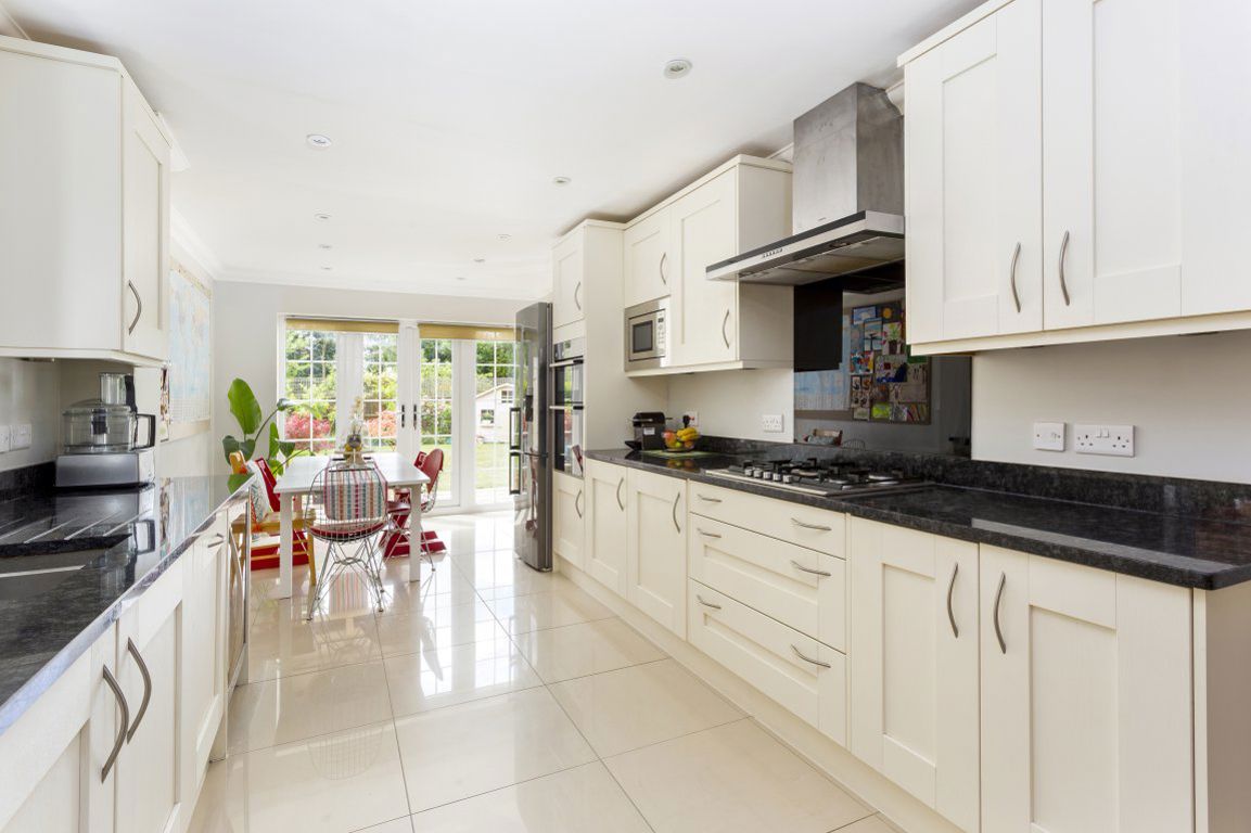 House Beechwood Close in Tonbridge and Malling