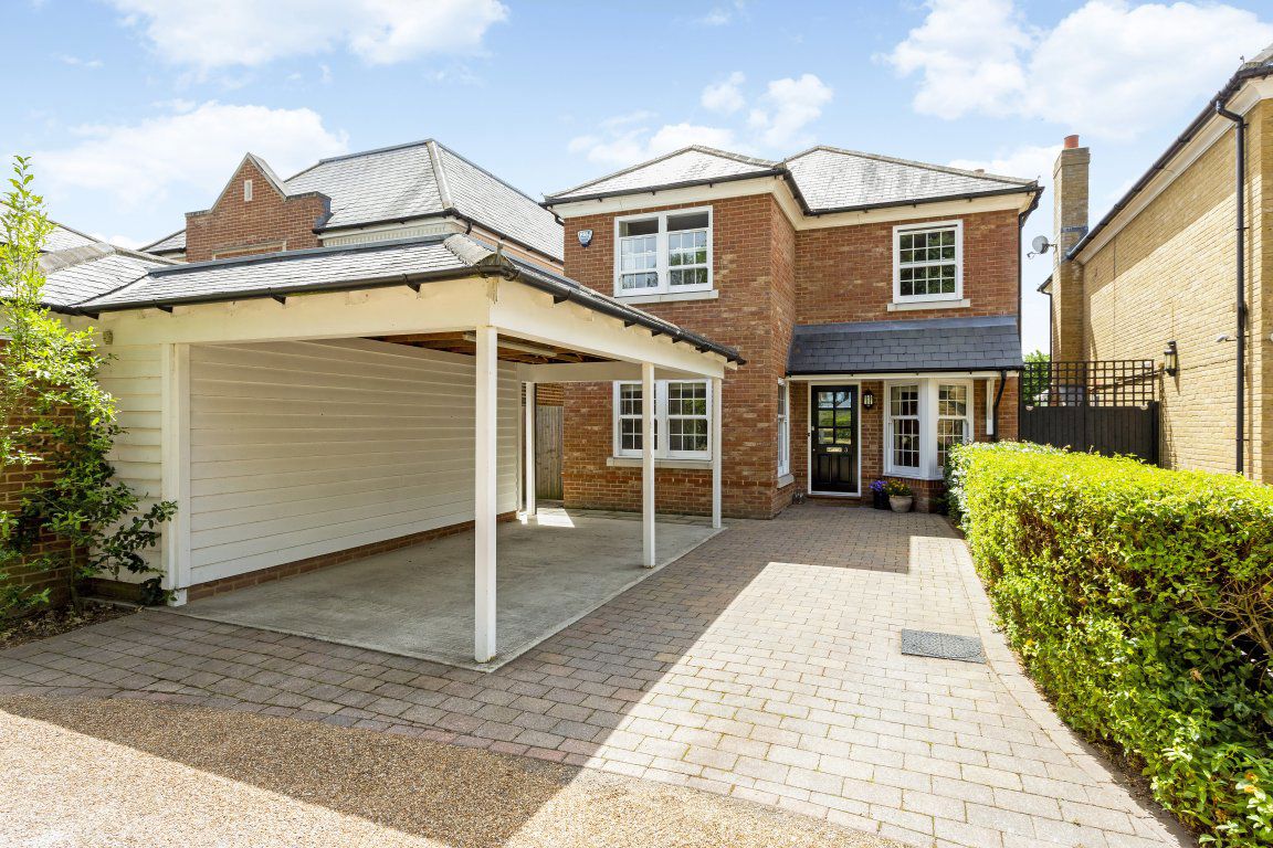 House Beechwood Close in Tonbridge and Malling