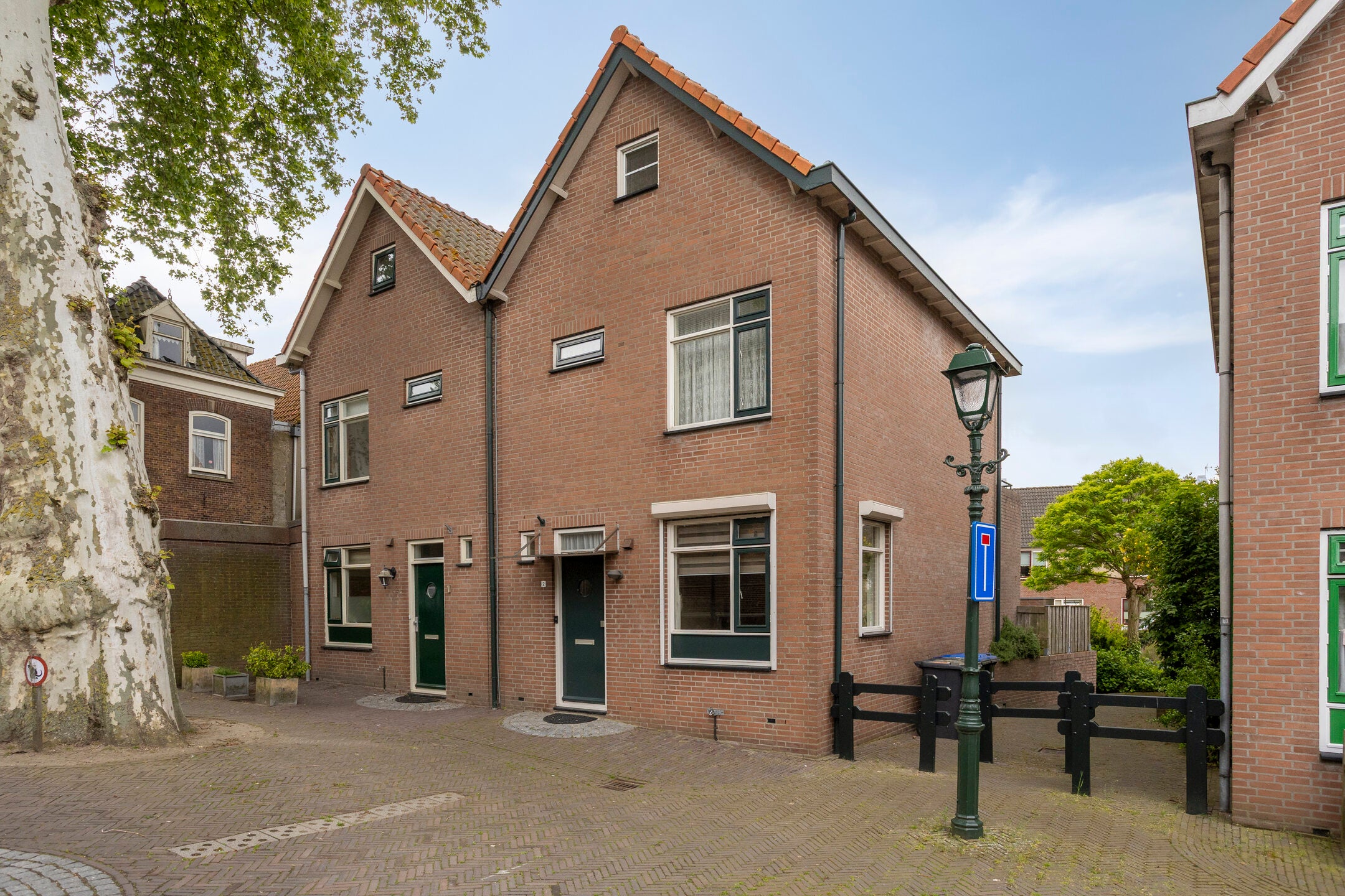 Huis Kerkplein 2 in Meerkerk