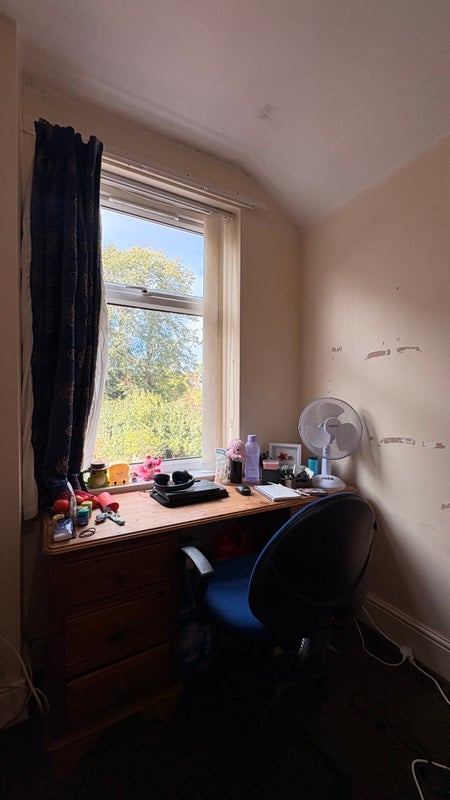 Room Cannon Hill Road in Birmingham